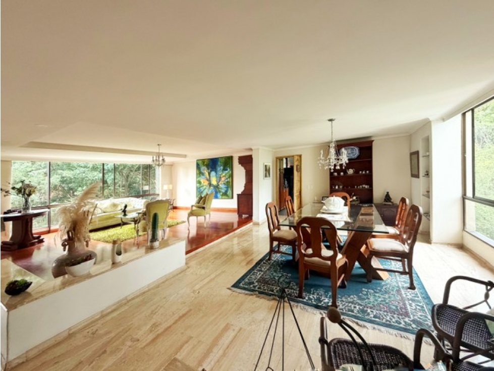 APARTAMENTO PARA LA VENTA EN EL POBLADO EL CAMPESTRE, MEDELLIN