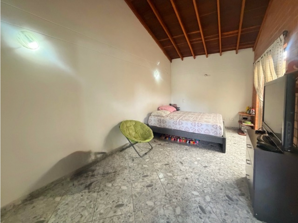 CASA PARA LA VENTA EN LA ESTRELLA LAS BRISAS, MEDELLIN — foto 5