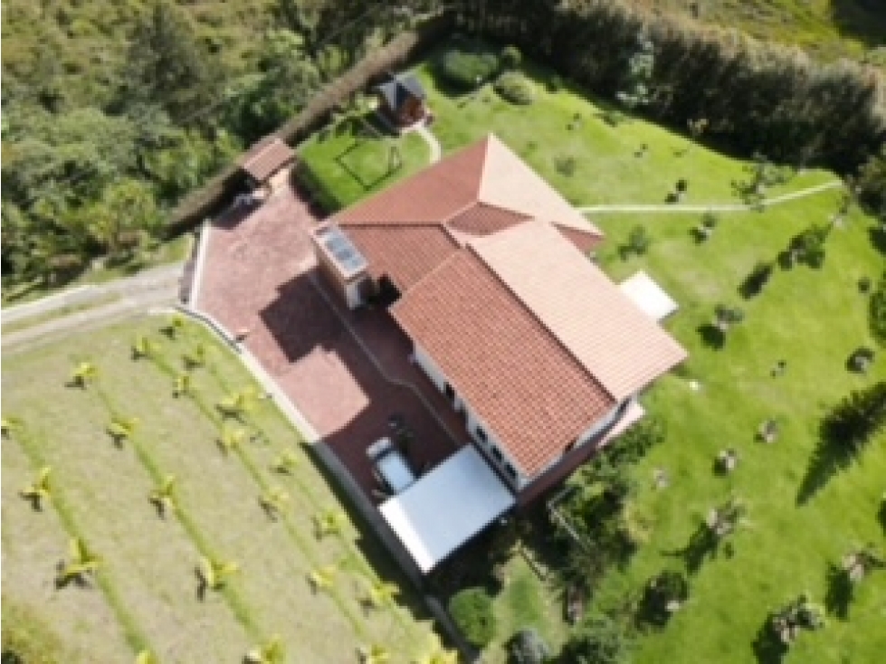 vendo finca en Marinilla (Antioquia), Paraje Llanadas.
