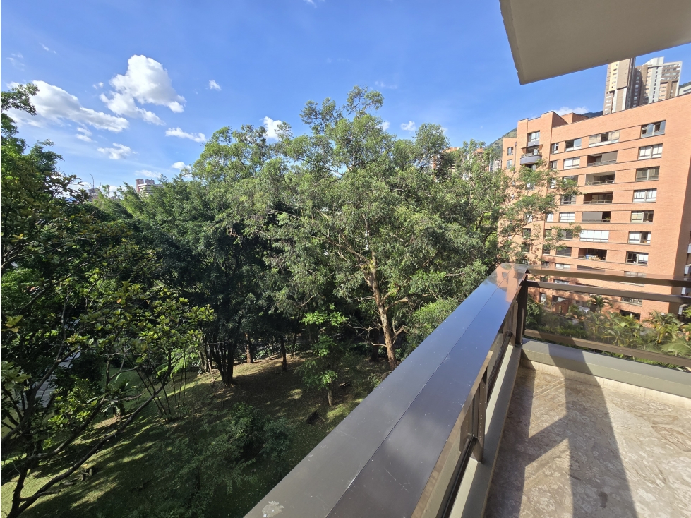 Vendo apartamento en Poblado, cerca.Clínica Medellín — foto 3
