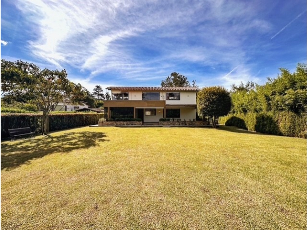 CASA CAMPESTRE PARA LA VENTA EN LLANOGRANDE