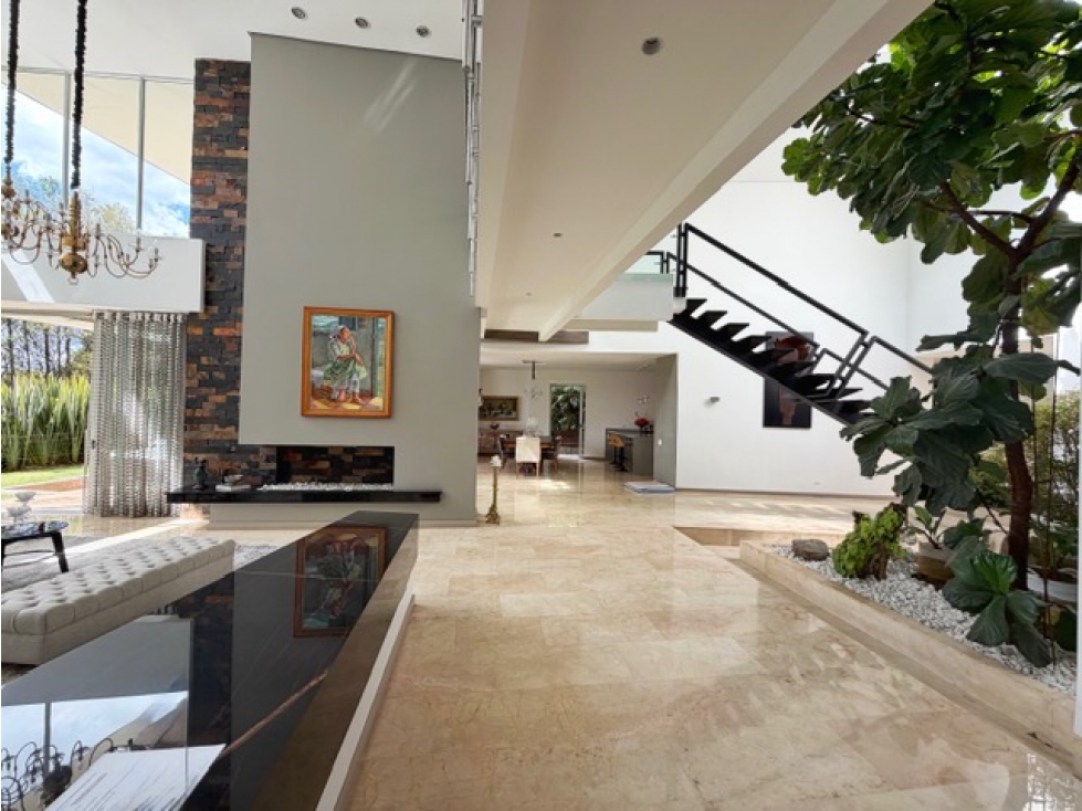 CASA PARA LA VENTA EN LA CALERA — foto 2