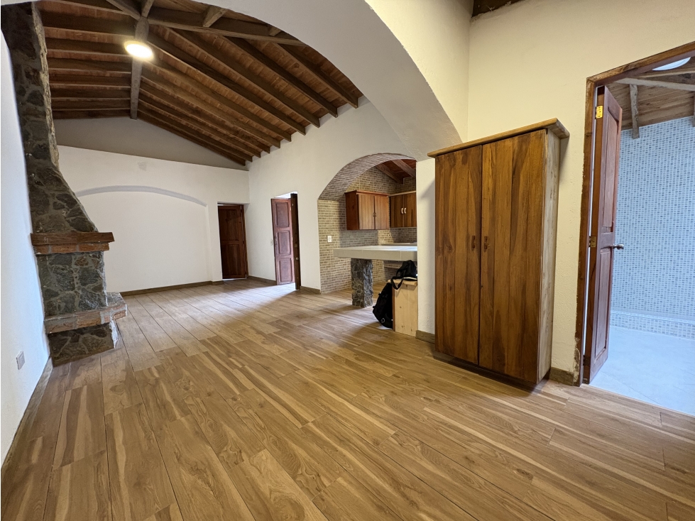 CASA PARA ARRENDAR EN LLANOGRANDE SECTOR PONTESUELA - 6