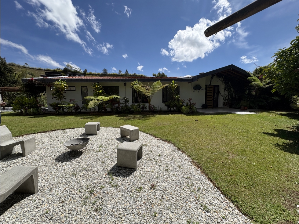 CASA PARA VENTA EN ORIENTE SECTOR LA MOSQUITA