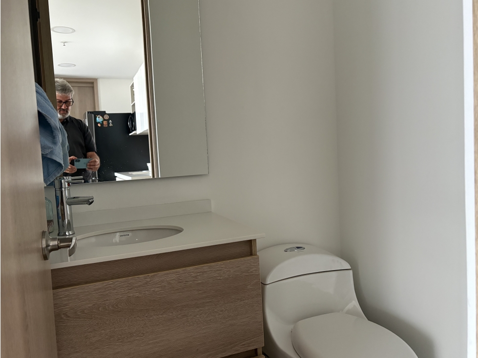 APARTAMENTO PARA LA VENTA EL POBLADO — foto 2