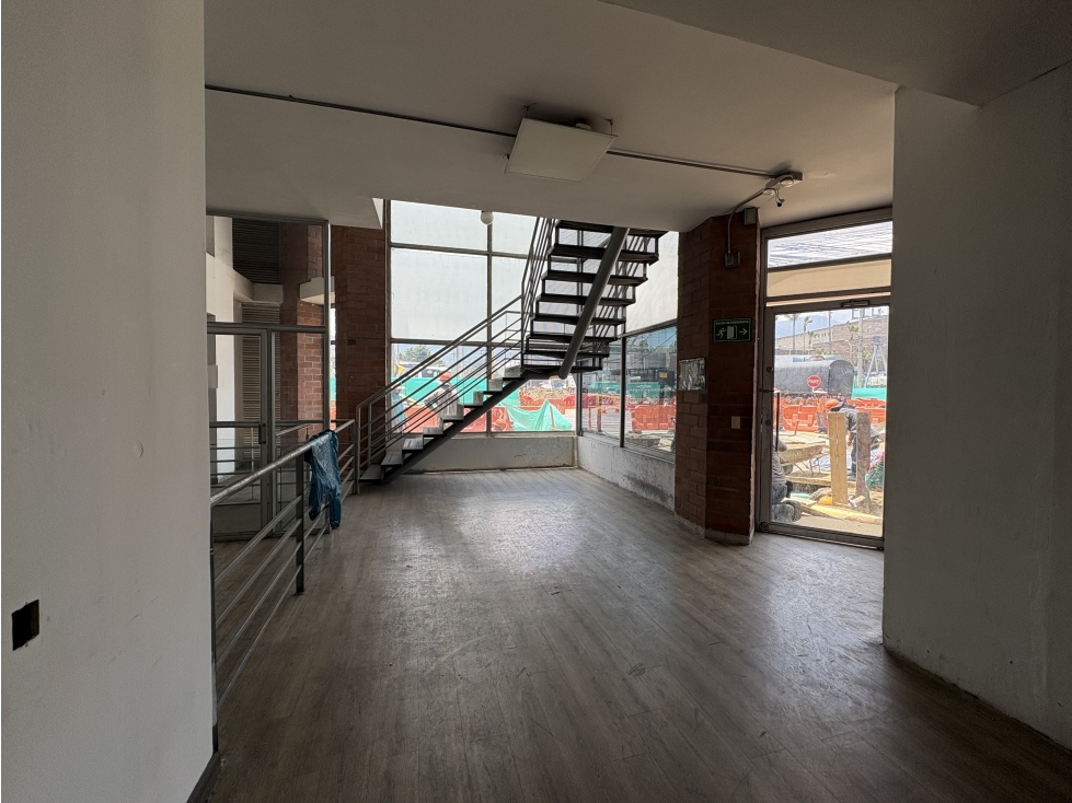 LOCAL COMERCIAL PARA LA VENTA/ARRIENDO FABRICAS UNIDAS