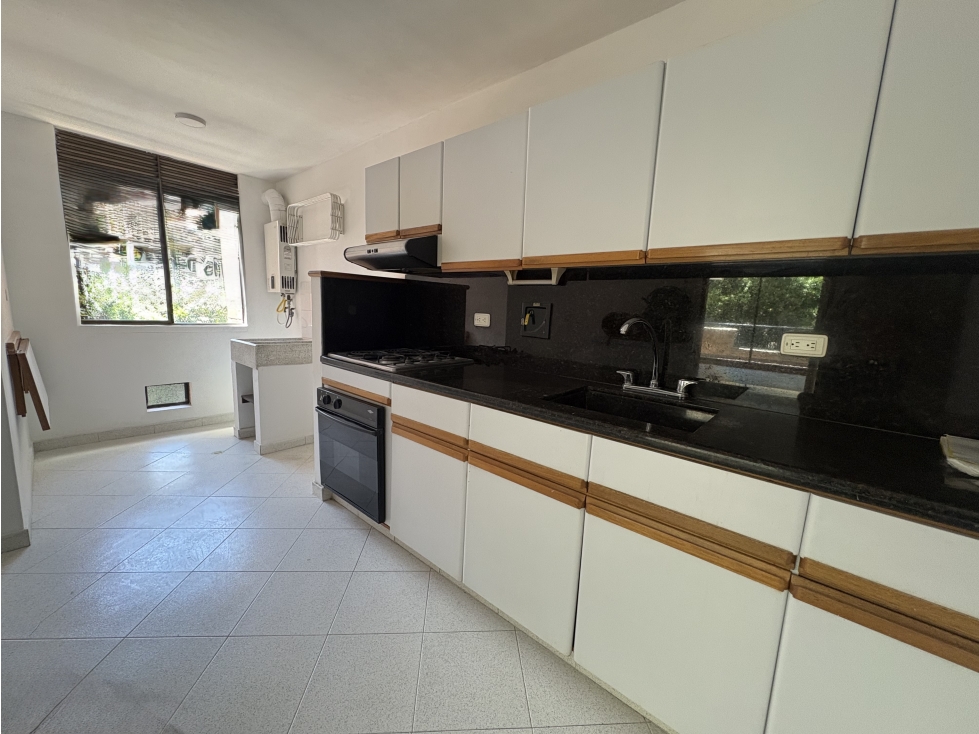 APARTAMENTO PARA ARRIENDO EN EL POBLADO