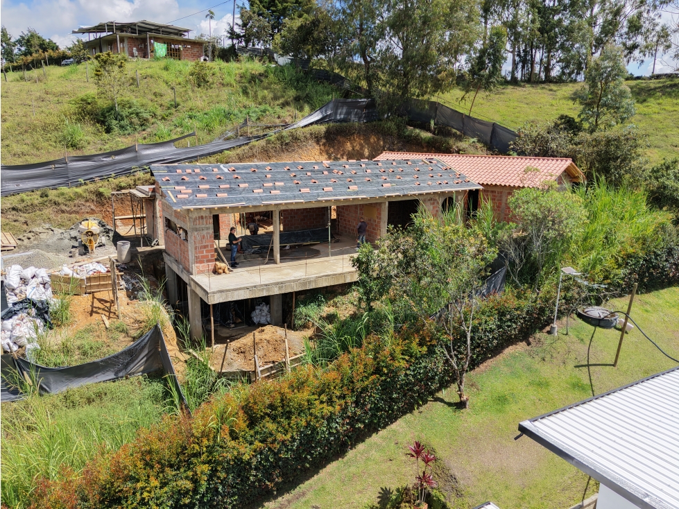 CASA PARA LA VENTA LLANOGRADE (SECTOR LA MOSQUITA) - 1