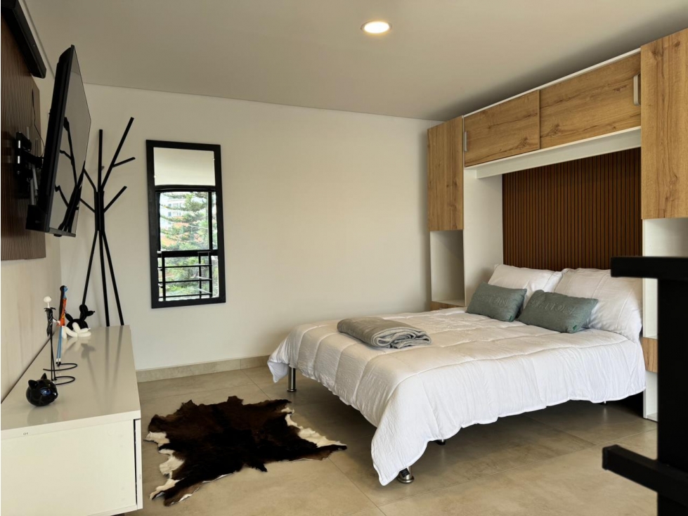 DUPLEX PARA LA VENTA EN LAURELES CON PERMISO DE RENTAS CORTAS — foto 2
