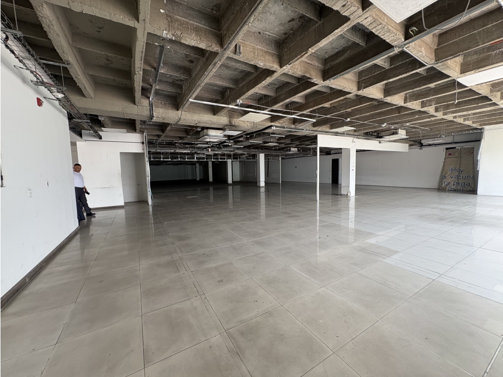 LOCAL COMERCIAL PARA LA VENTA/ARRIENDO FABRICAS UNIDAS — foto 2