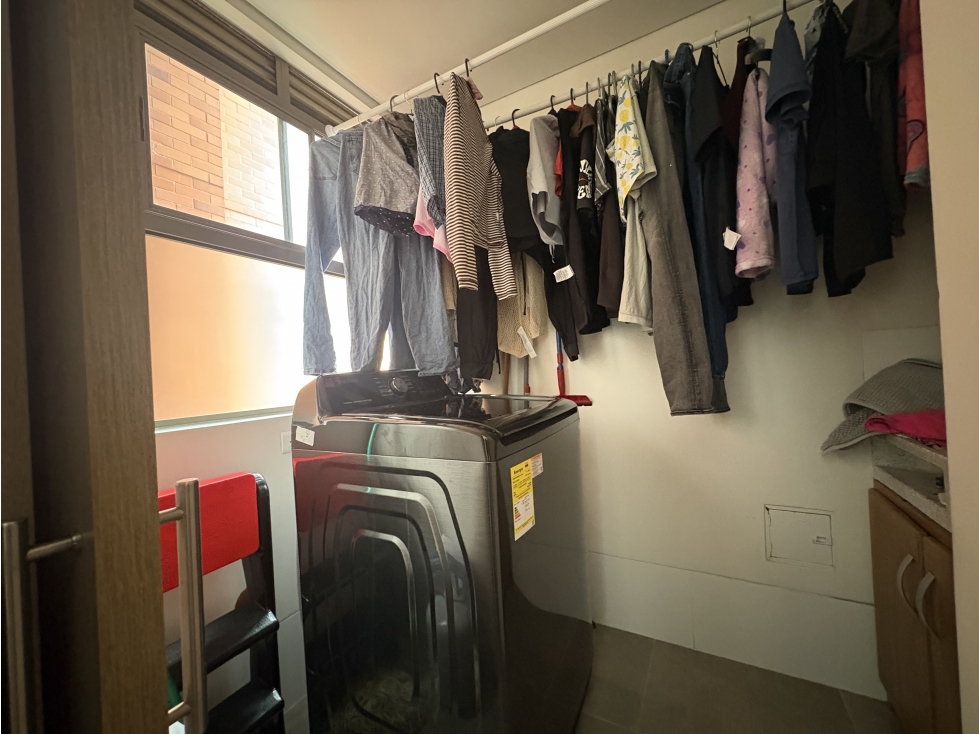 APARTAMENTO PARA LA VENTA EL POBLADO — foto 4
