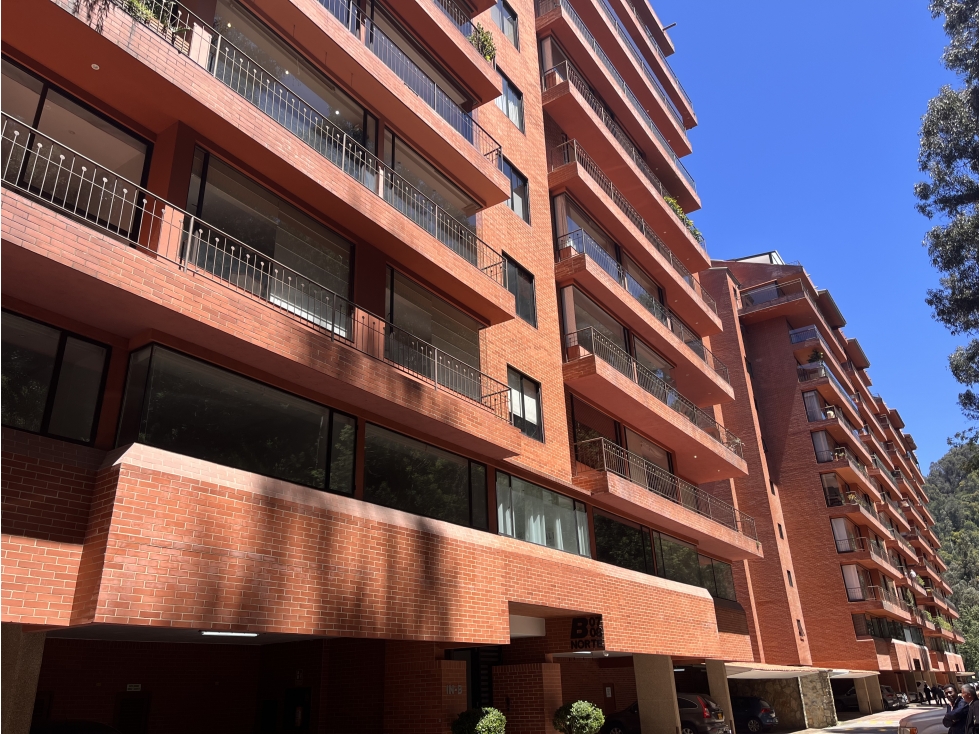 Vendo buen Apartamento Cerros de Los Alpes