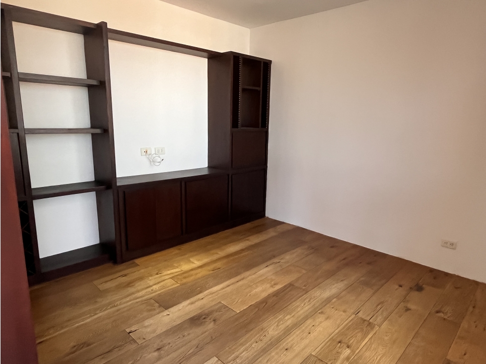 Vendo buen Apartamento Cerros de Los Alpes — foto 6