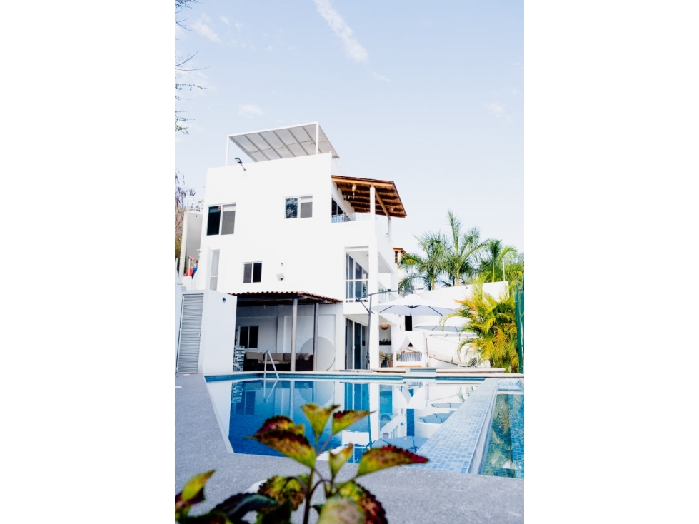 TEQUES CASA EN VENTA CON VISTA AL LAGO "GAB" - 1
