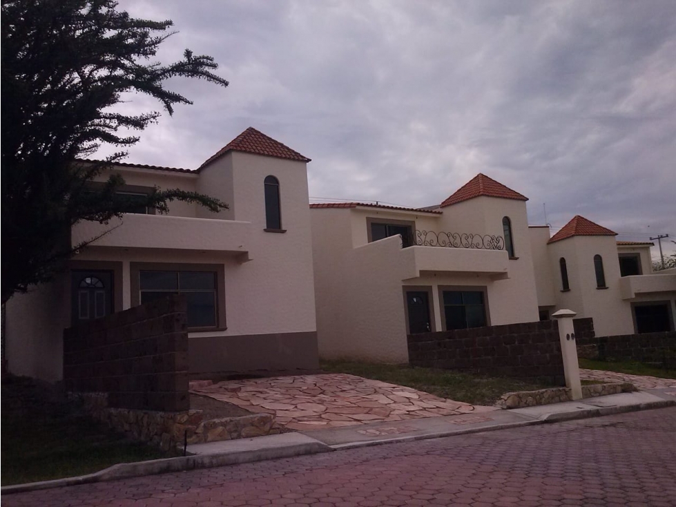 TEQUES CASA EN VENTA PEDREGAL DEL LAGO - 2
