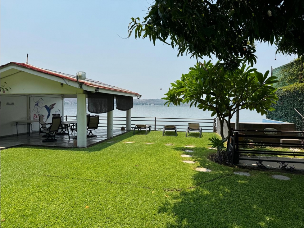 CASA EN VENTA A ORILLA DEL LAGO "FP" - 5
