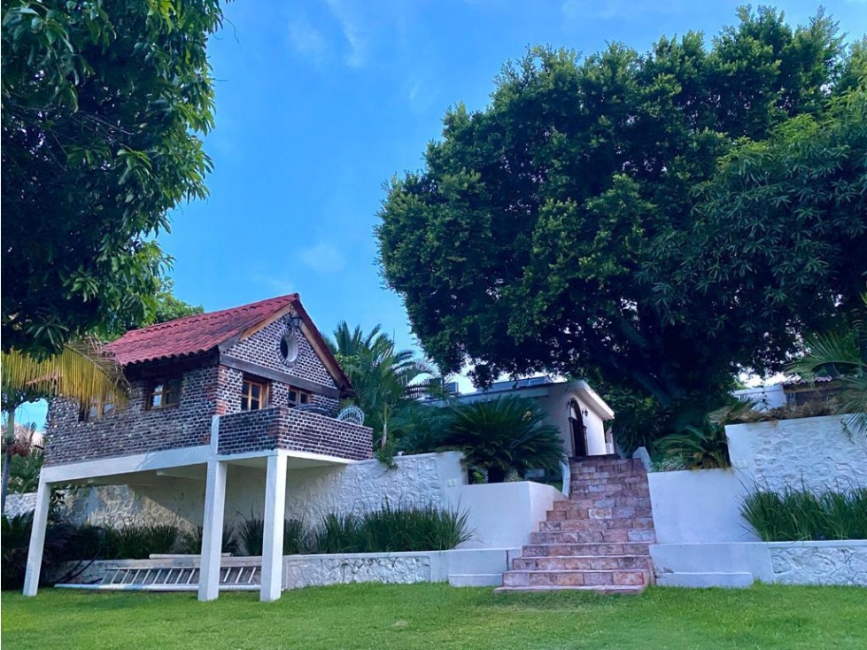 CASA EN VENTA CON VISTA AL LAGO "SOTO" - 4