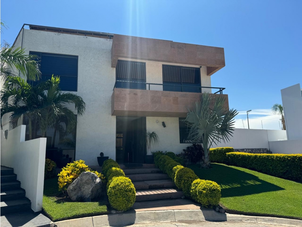 TEQUES CASA EN VENTA CON VISTA AL LAGO MU. - 1