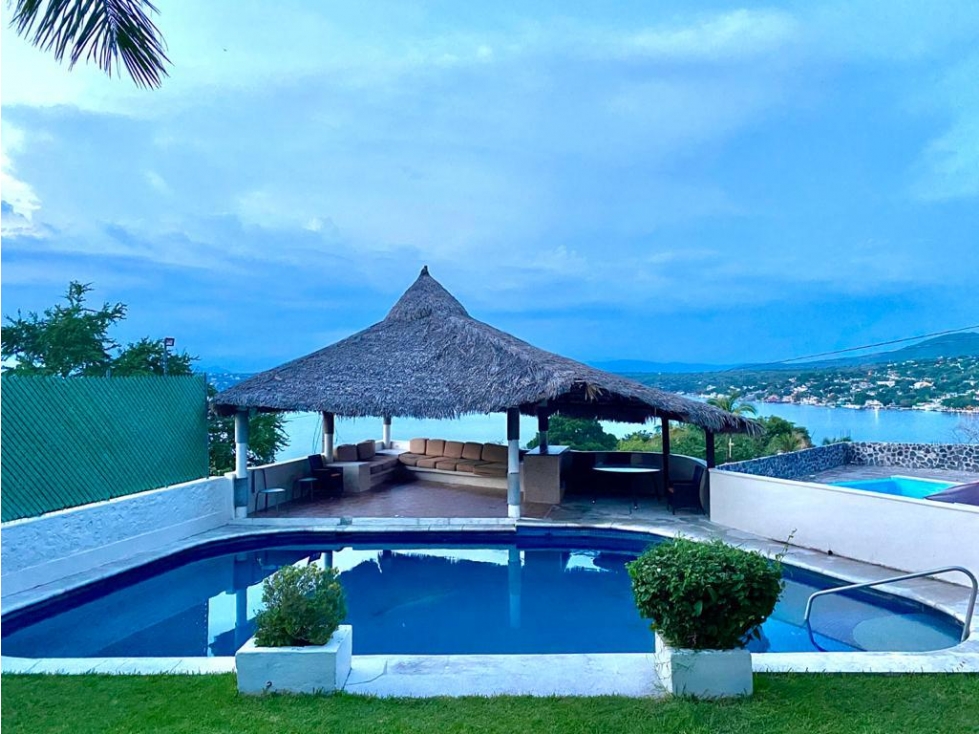 CASA EN VENTA CON VISTA AL LAGO "SOTO" - 2