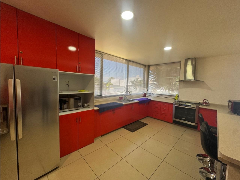TEQUES CASA EN VENTA CON VISTA AL LAGO MU. - 4