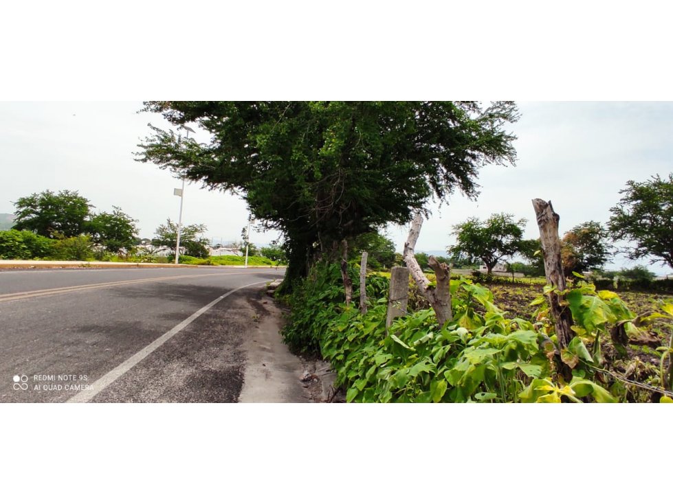 MACROLOTE EN VENTA CON VISTA AL LAGO TEQUES "50,000" - 3
