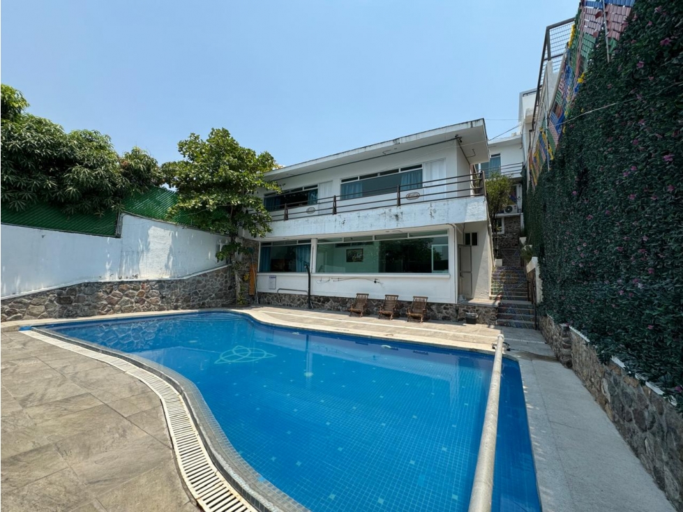 CASA EN VENTA A ORILLA DEL LAGO "FP" - 2