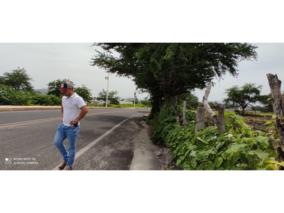 MACROLOTE EN VENTA CON VISTA AL LAGO TEQUES "50,000" - 5