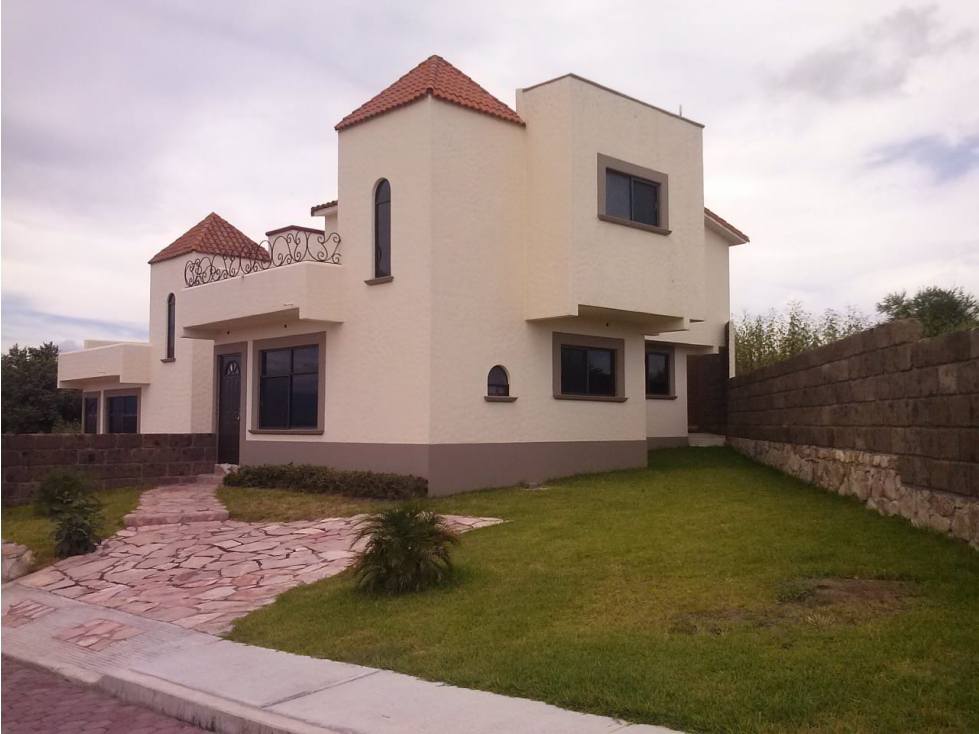 TEQUES CASA EN VENTA PEDREGAL DEL LAGO - 1