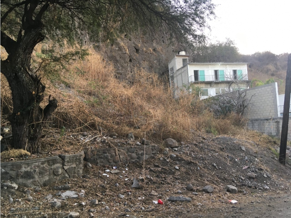 TERRENO EN VENTA CON VISTA AL LAGO TEQUES "J&J" - 4