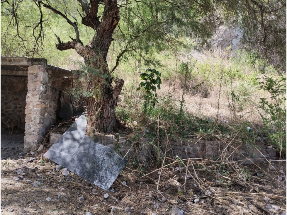 TERRENO EN VENTA CON VISTA AL LAGO TEQUES "J&J" - 6