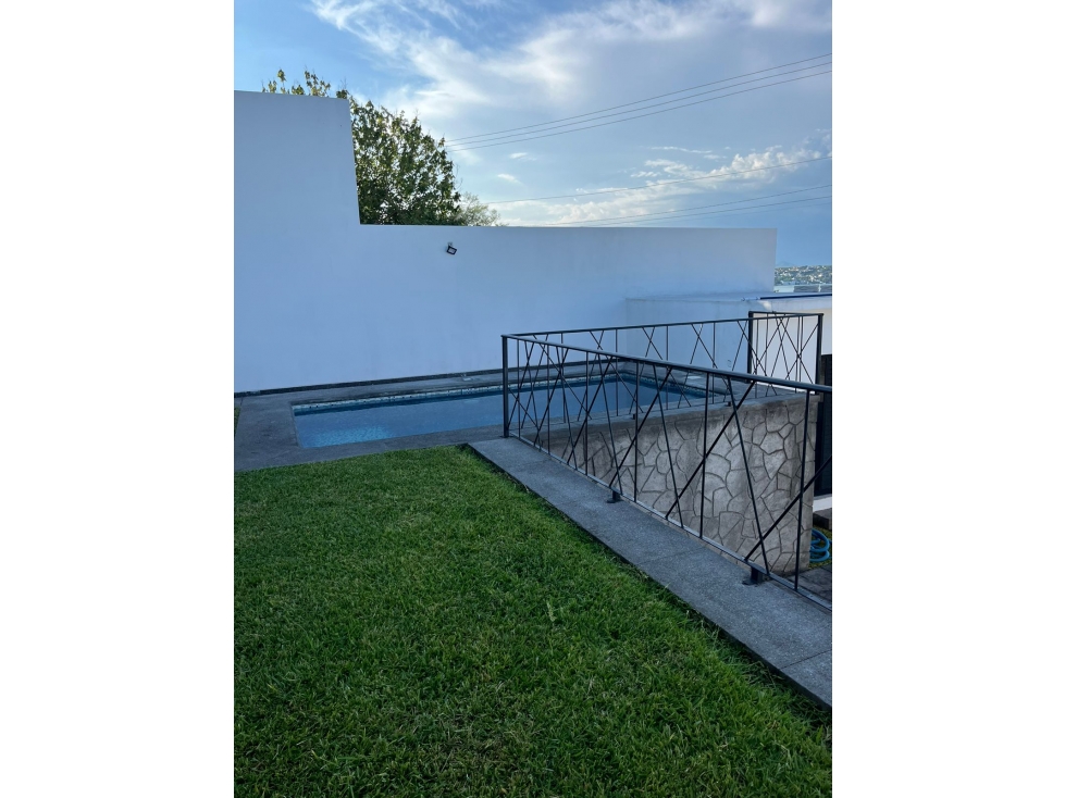 CASA EN VENTA CON VISTA AL LAGO TEQUES "ADR." - 4