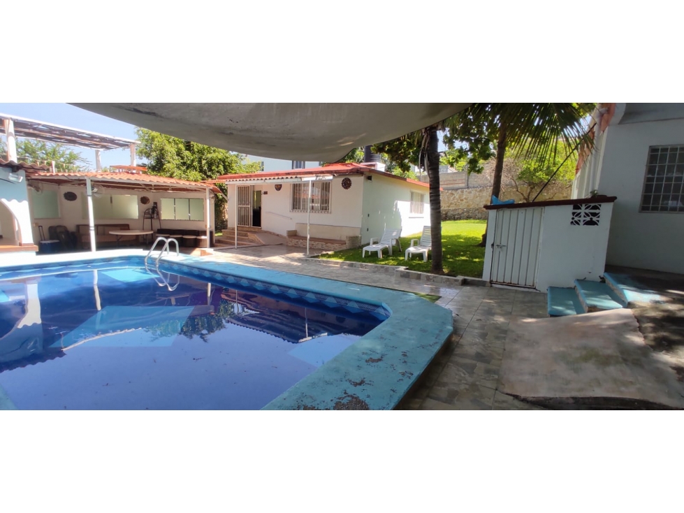CASA EN VENTA CON VISTA AL LAGO "HM" - 1