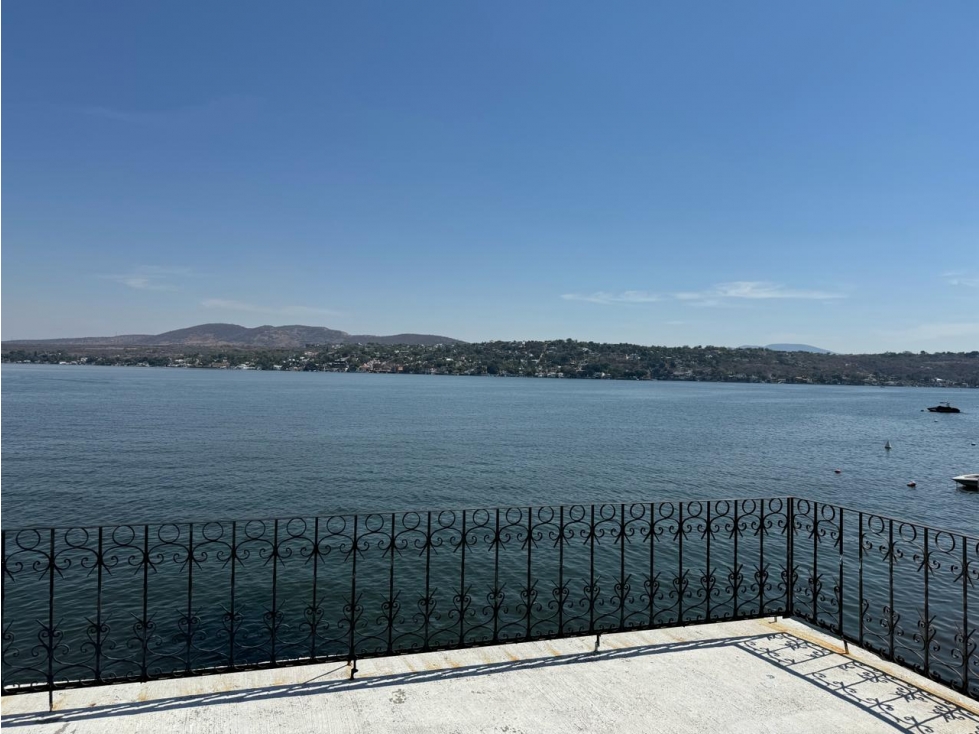 TEQUES CASA EN VENTA A ORILLA DEL LAGO "B." — foto 3