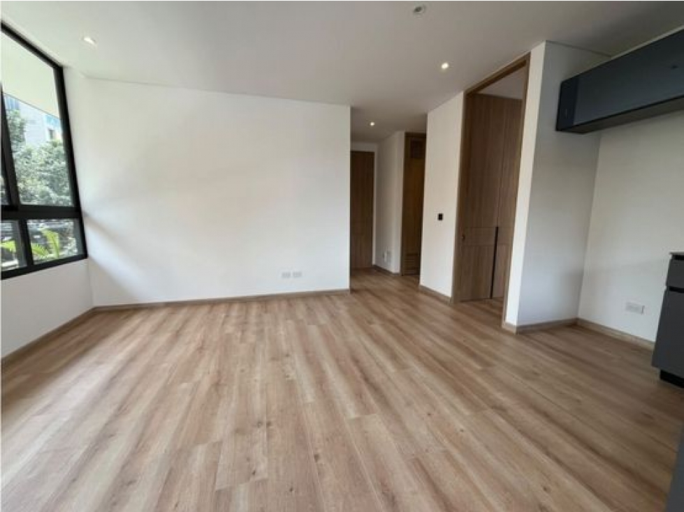 VENTA APTO CHICO CON SUPER TERRAZA