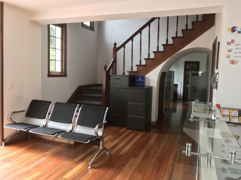 ARRIENDO CASA DE CONSERVACIÓN DUPLEX PARA OFICINAS NOGAL BOGOTÁ