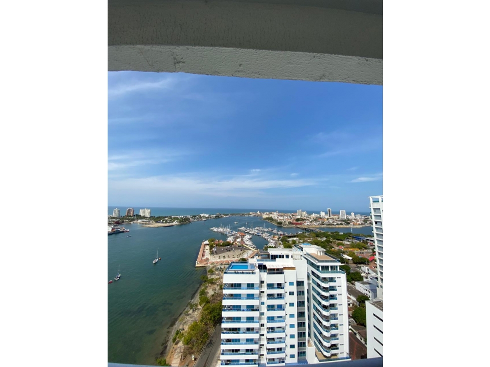 Arriendo exclusivo apartamento en Manga Cartagena
