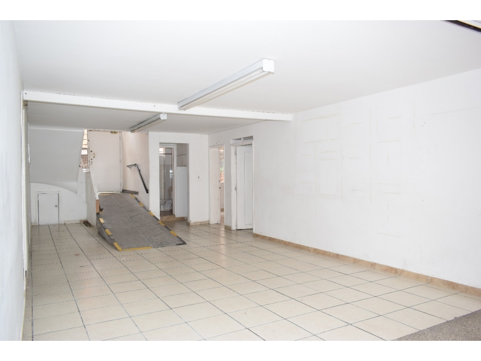 Vendo edificio arrendado muy cerca a Clinica Marly. — foto 3