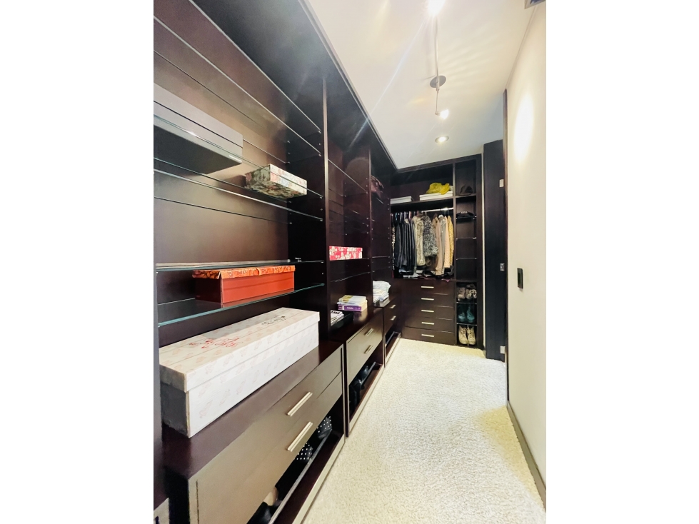 VENTA PENTHOUSE DUPLEX ROSALES BAJO BOGOTÁ — foto 4