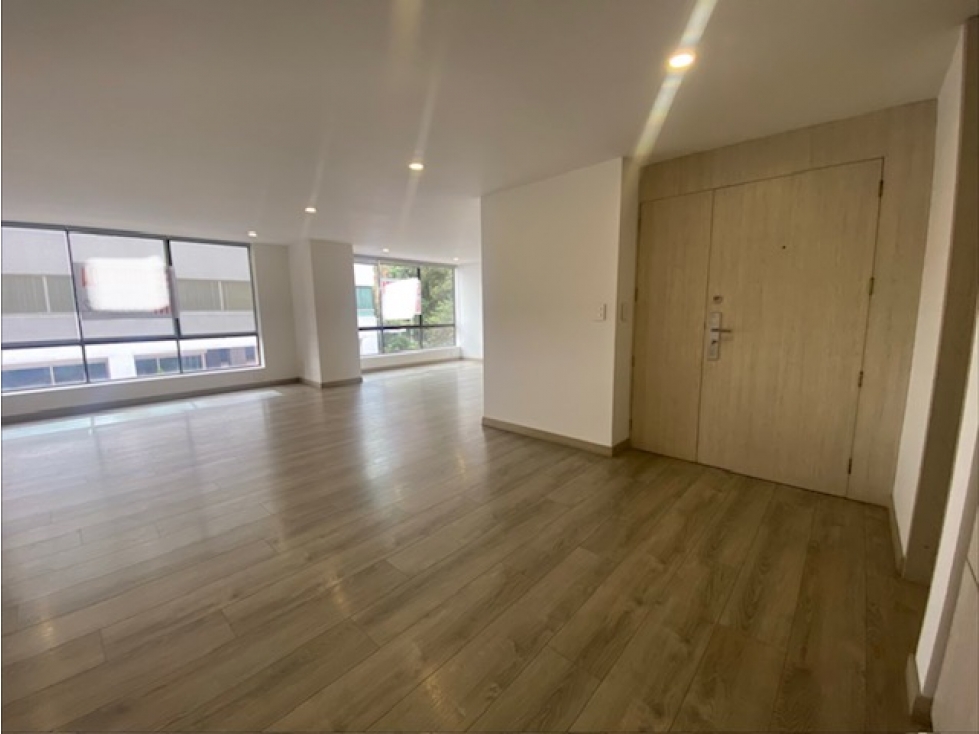 VENDO / ARRIENDO Apto Remodelado en La Cabrera — foto 2