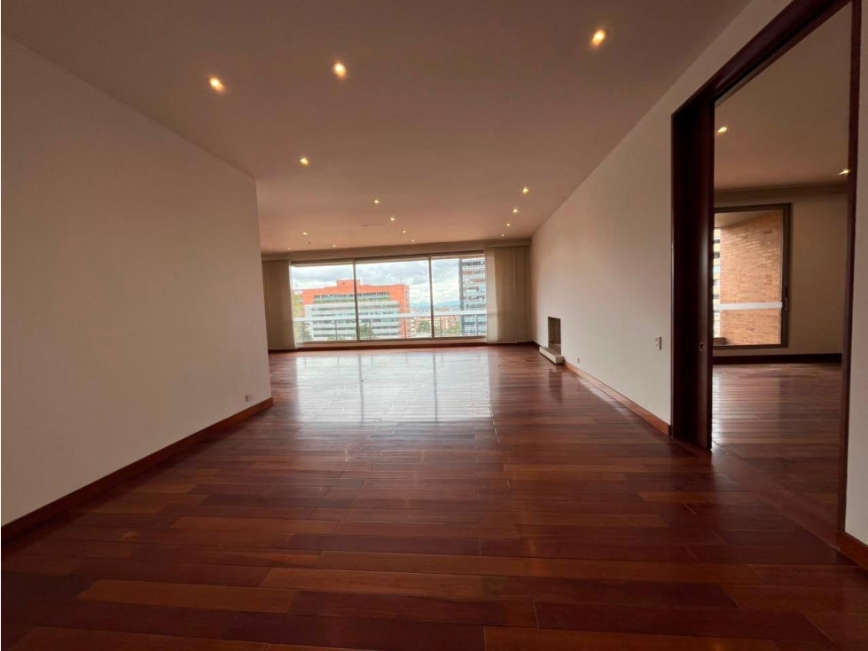 ARRIENDO Apto Rosales Bajo — foto 4