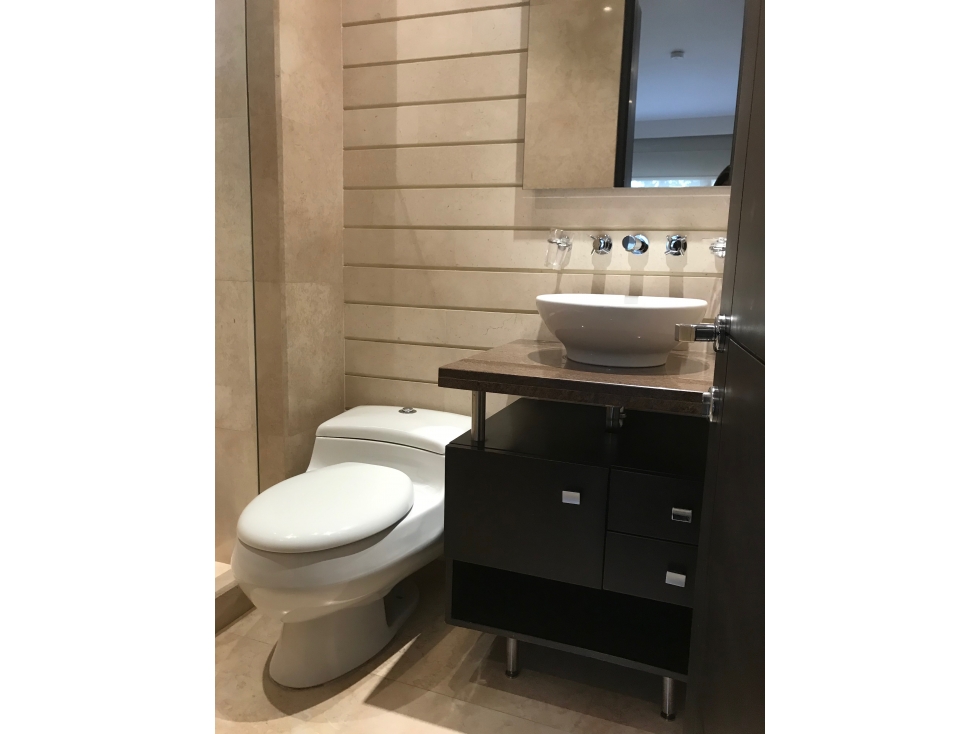 VENTA/ARRIENDO APTO CON TERRAZA ROSALES BAJO VISTA AL OCCIDENTE BOGOTA — foto 5