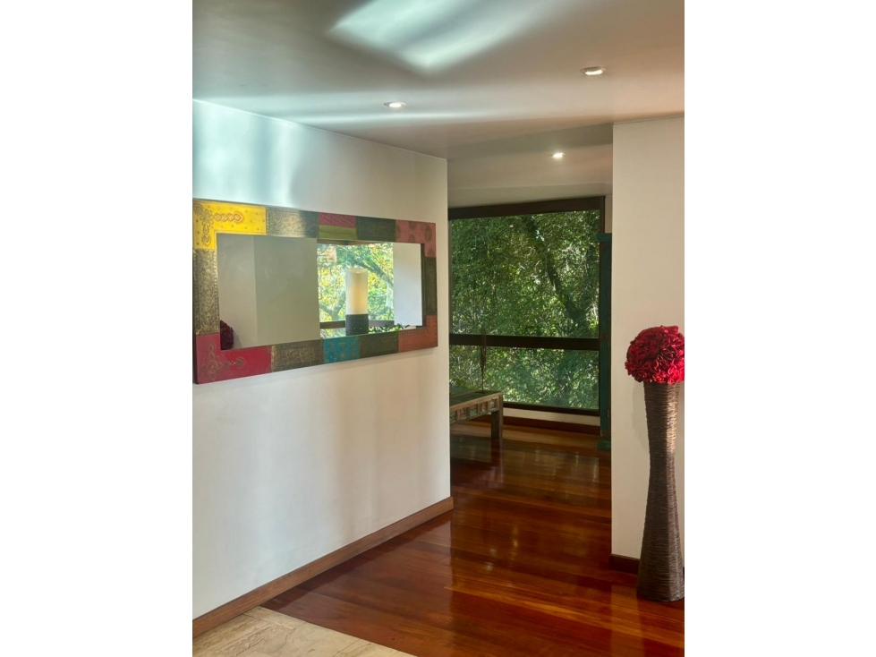 Vendo apto remodelado Rosales 220 mts. 3 alcobas, estar, estudio — foto 4