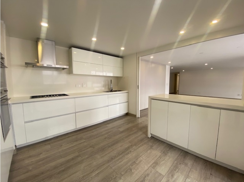VENDO / ARRIENDO Apto Remodelado en La Cabrera — foto 5