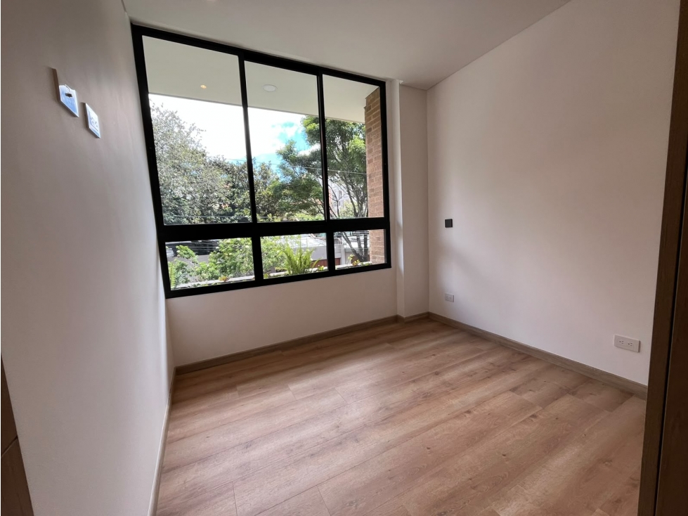 ARRIENDO APTO CHICO CON SUPER TERRAZA — foto 6