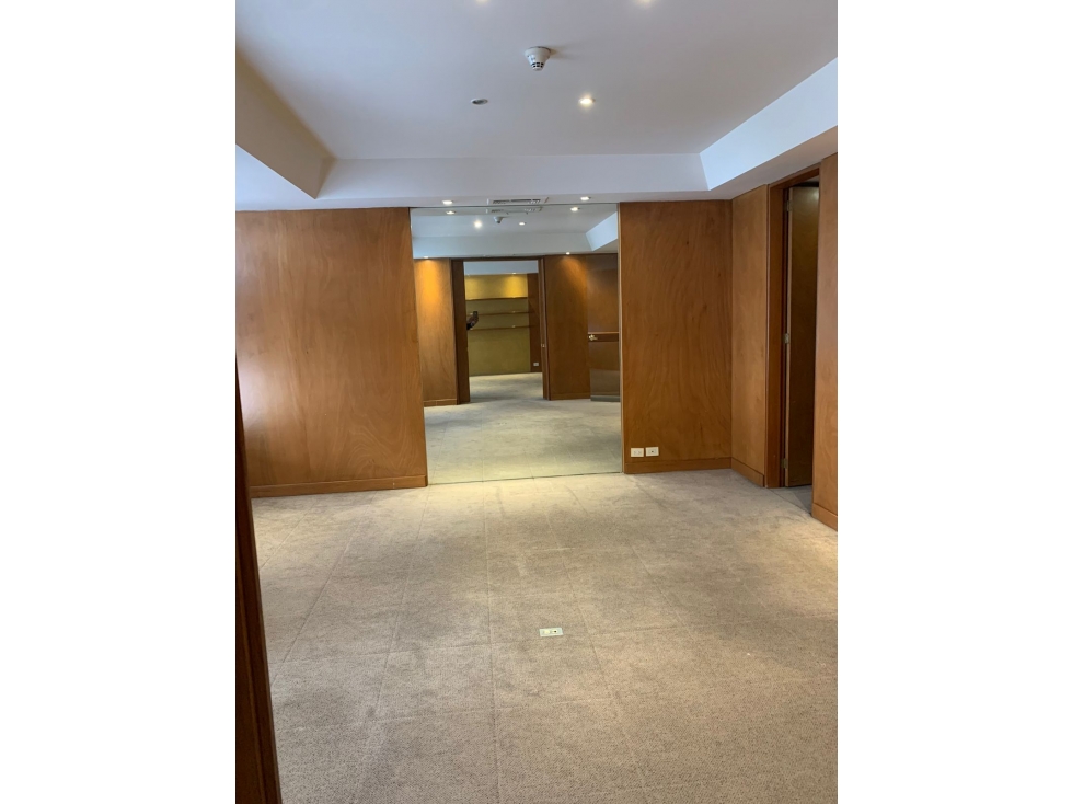 arriendo oficina Chico Reservado