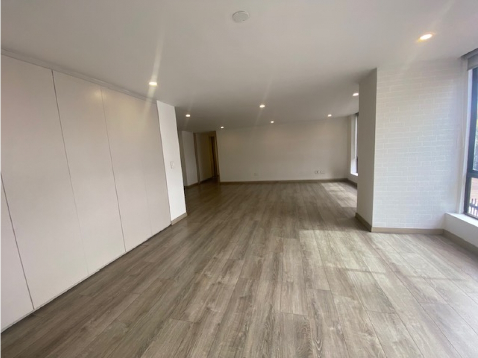 VENDO / ARRIENDO Apto Remodelado en La Cabrera — foto 4
