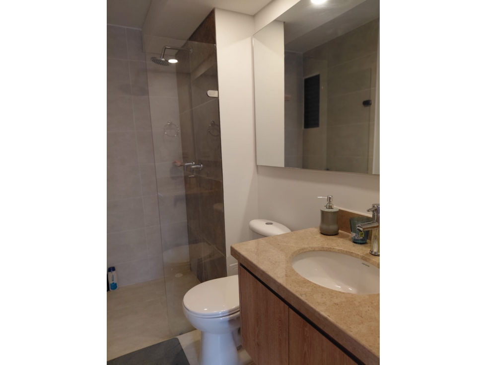 APARTAMENTO EN ARRIENDO EN CIPRES DE LA FLORIDA - GRAN GRANADA — foto 6
