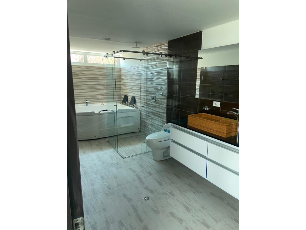 CASA EN ARRIENDO LA CALERA — foto 2