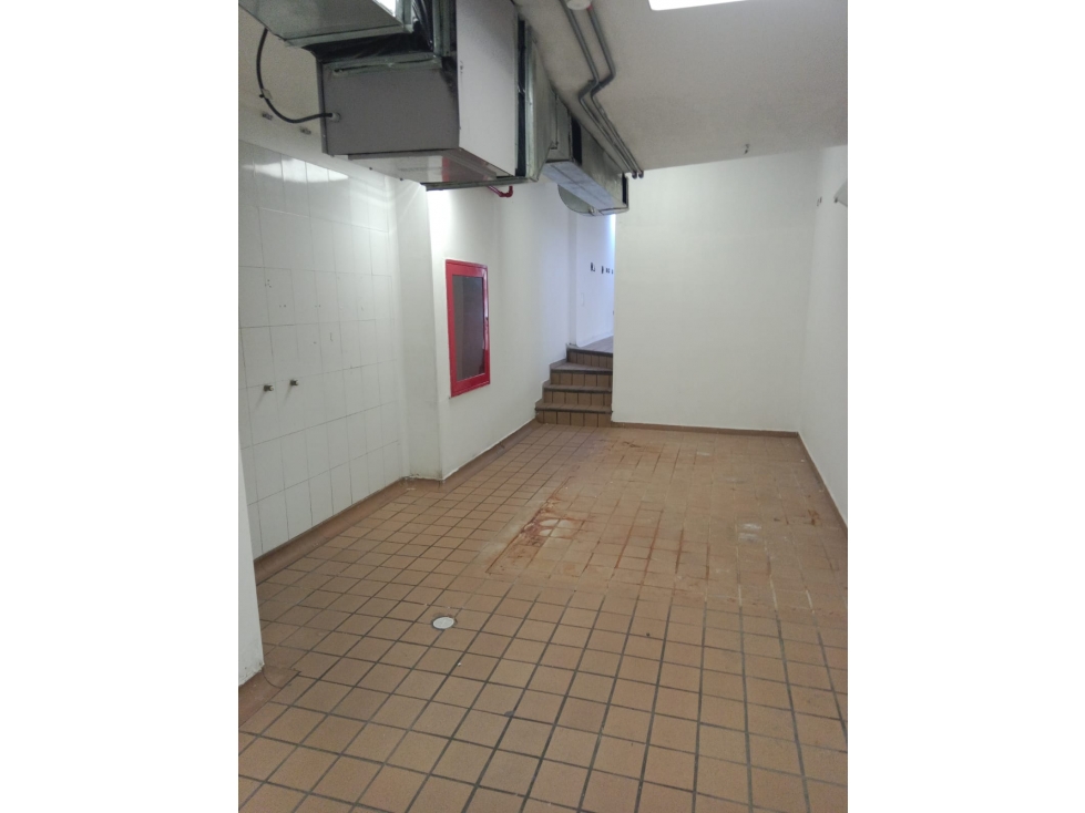 LOCAL COMERCIAL EN ARRIENDO EN CENTRO INTERNACIONAL — foto 4