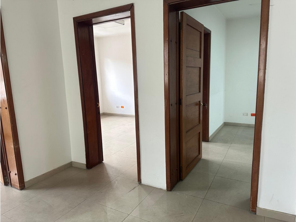 OFICINA EN ARRIENDO EN SAN LUIS - GALERIAS — foto 5
